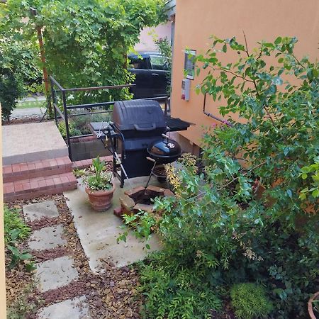 Gabi Vendeghaz Villa Balatonkeresztúr Eksteriør bilde